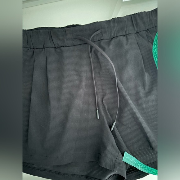 Lululemon Stroll At Sundown 3” *vent-light mesh - Picture 5 of 8